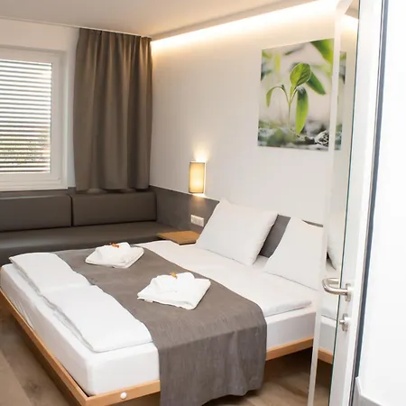 Hotel Oekotel Graz Airport 3*