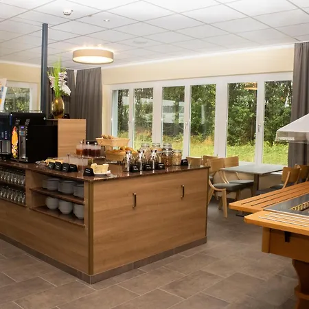 Отель Oekotel Graz Airport Кальсдорф-бай-Грац