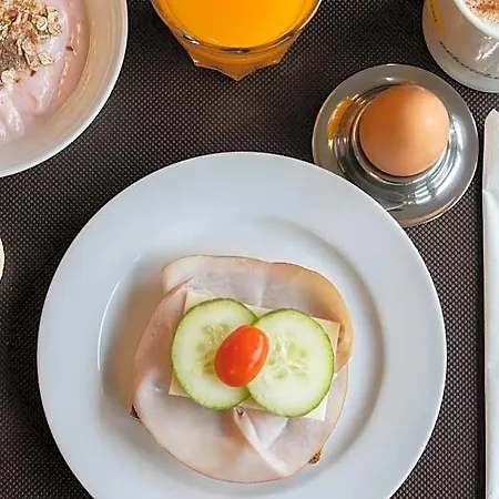 Hotel Oekotel Graz Airport 3*