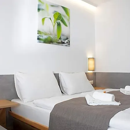 Hotel Oekotel Graz Airport 3*